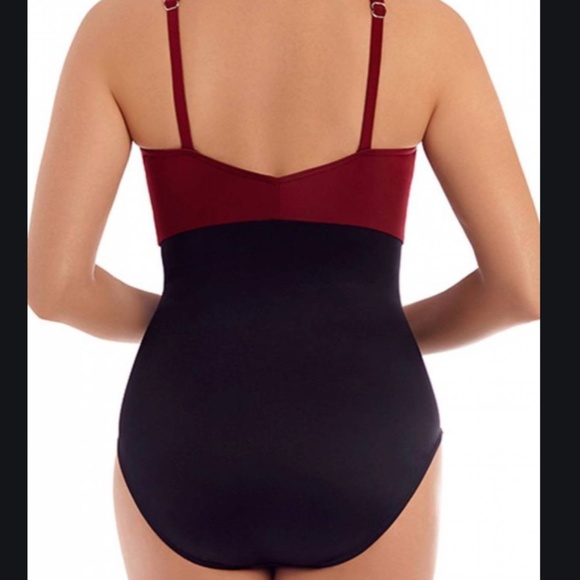 Embrace Black and red Miracle swimsuit size 16 - Picture 1 of 3